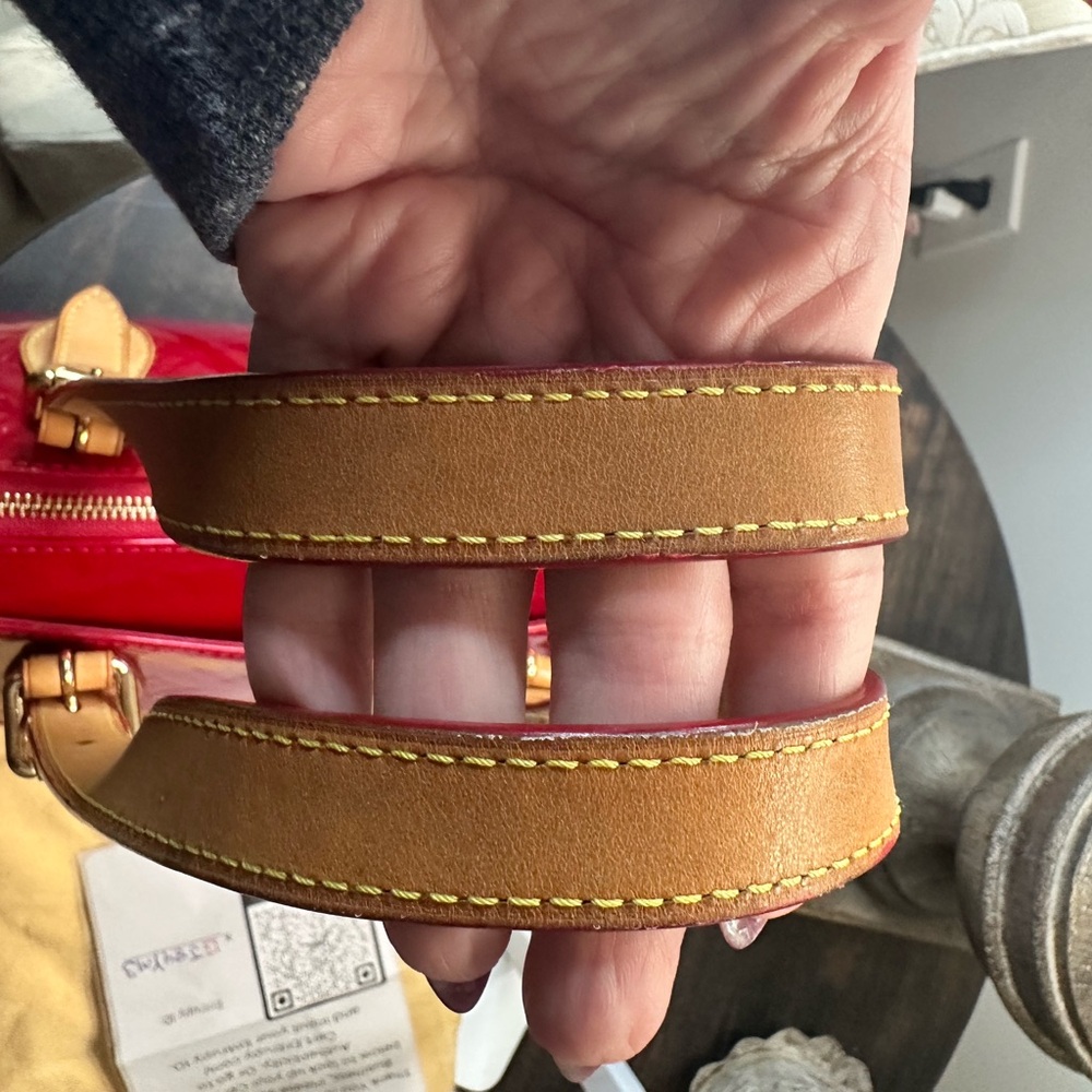 Louis Vuitton Red Patent Leather Shoulder Bag - Picture 8 of 16
